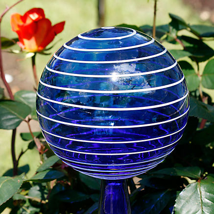 Mundgeblasene Rosenkugel blau Mundgeblasene Rosenkugel blau