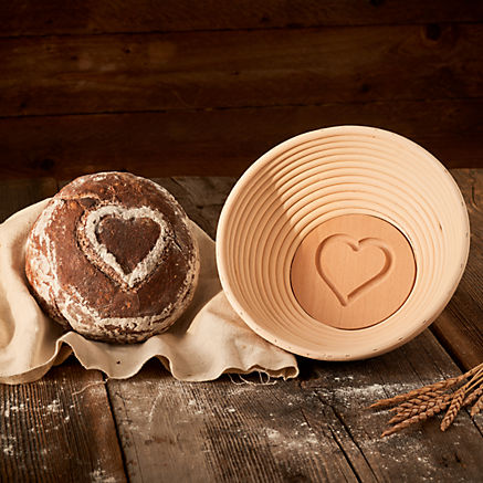 Brotform Mit Herz Motiv Entdecken Bei Servus Am Marktplatz